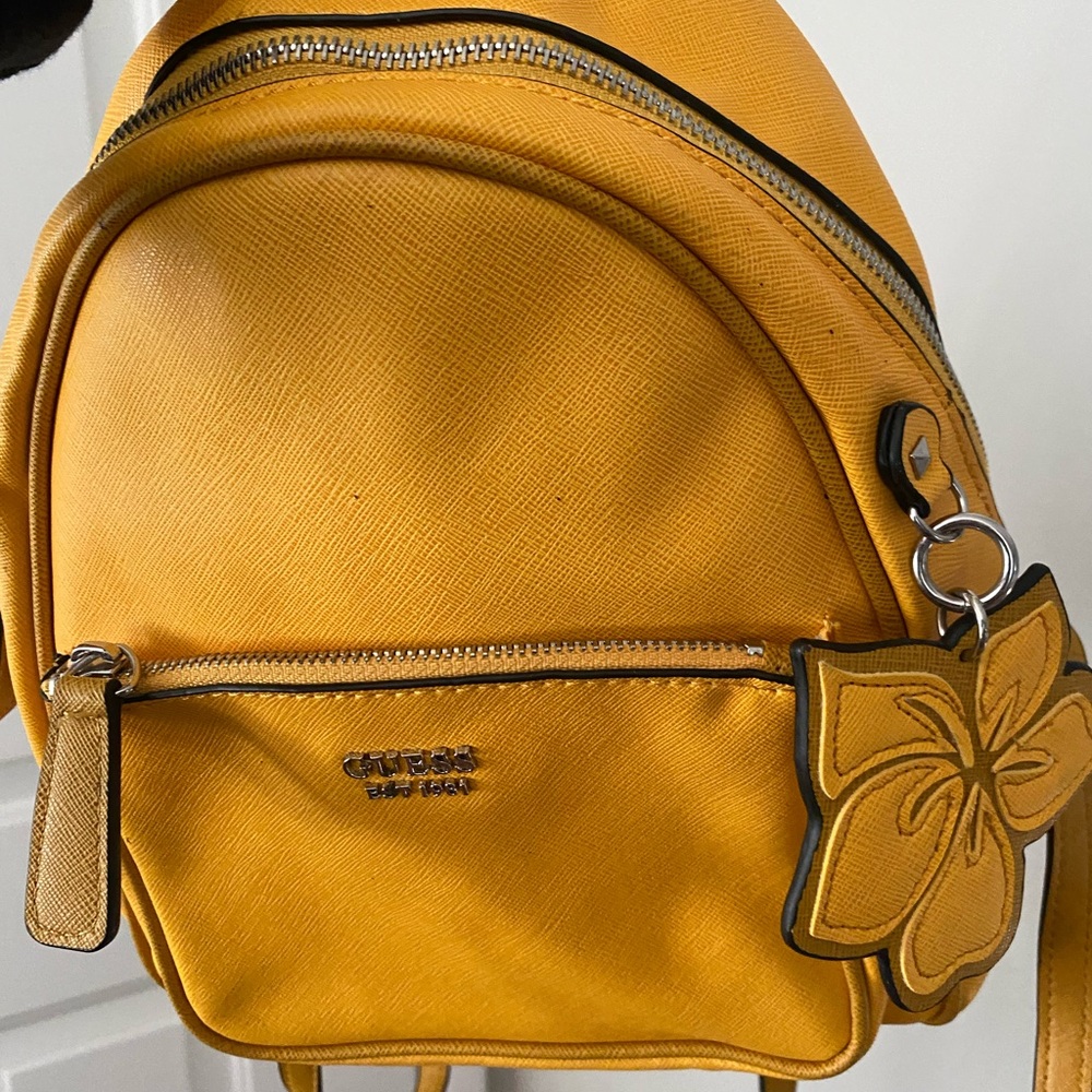 Guess backpack - Picture 6 of 6